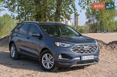 Внедорожник / Кроссовер Ford Edge 2018 в 