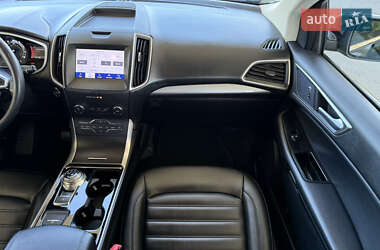 Внедорожник / Кроссовер Ford Edge 2019 в 