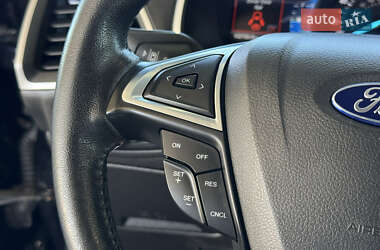 Внедорожник / Кроссовер Ford Edge 2019 в 