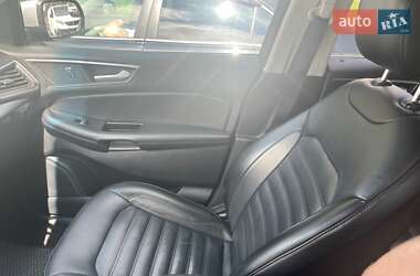 Внедорожник / Кроссовер Ford Edge 2015 в 