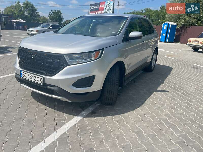 Внедорожник / Кроссовер Ford Edge 2015 в 