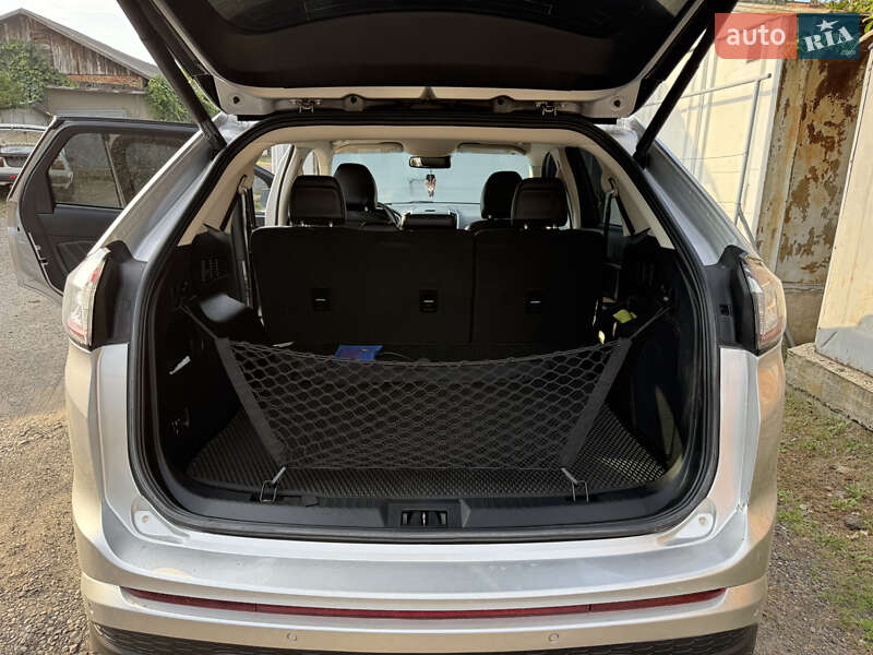 Внедорожник / Кроссовер Ford Edge 2016 в Черновцах