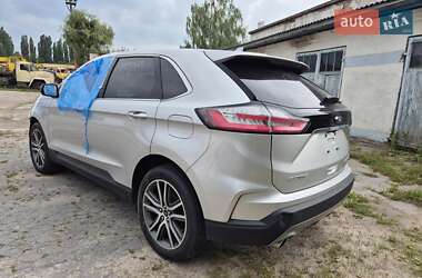 Внедорожник / Кроссовер Ford Edge 2019 в 