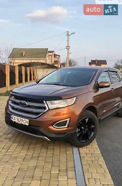 Внедорожник / Кроссовер Ford Edge 2016 в 