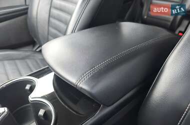 Внедорожник / Кроссовер Ford Edge 2016 в 