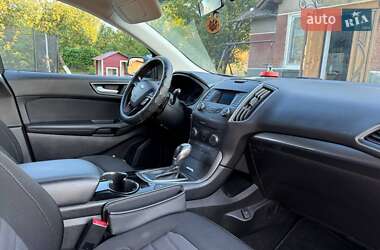Внедорожник / Кроссовер Ford Edge 2018 в 