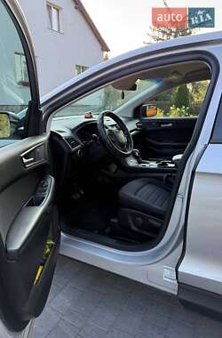 Внедорожник / Кроссовер Ford Edge 2018 в 