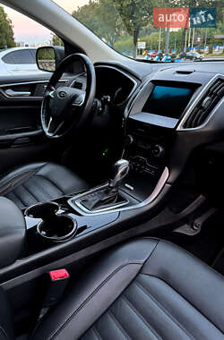 Внедорожник / Кроссовер Ford Edge 2016 в 