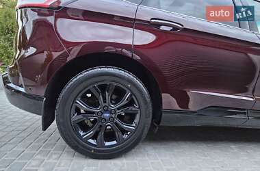 Внедорожник / Кроссовер Ford Edge 2019 в 