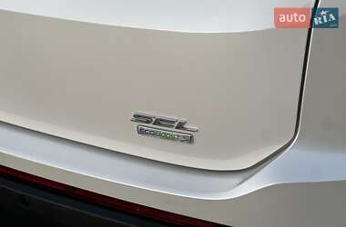 Внедорожник / Кроссовер Ford Edge 2016 в 