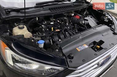 Внедорожник / Кроссовер Ford Edge 2020 в 