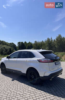 Внедорожник / Кроссовер Ford Edge 2019 в 
