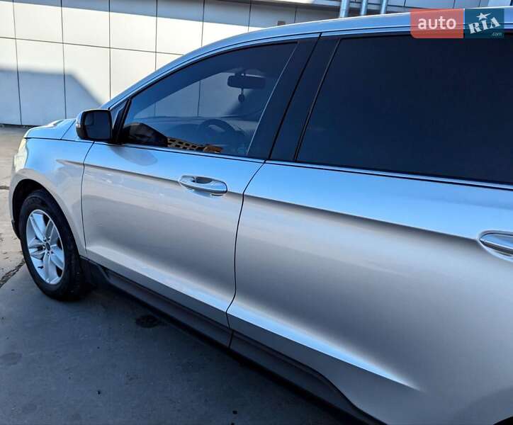 Внедорожник / Кроссовер Ford Edge 2017 в Черновцах