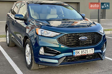 Внедорожник / Кроссовер Ford Edge 2020 в 