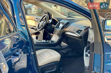 Внедорожник / Кроссовер Ford Edge 2020 в 