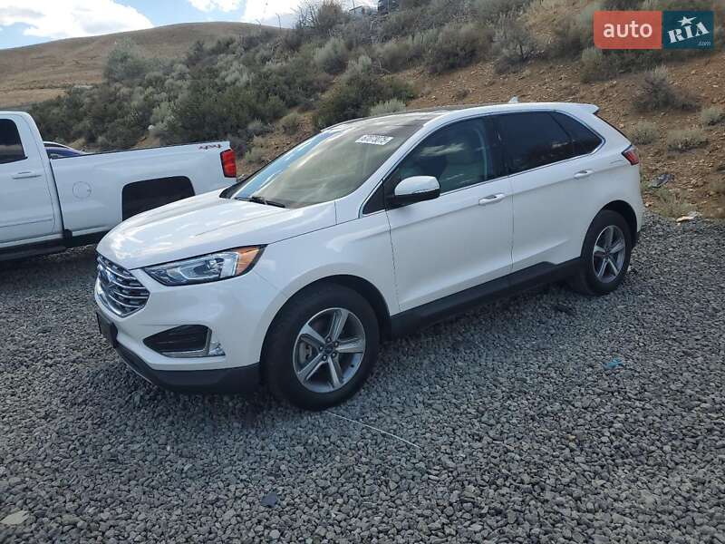 Внедорожник / Кроссовер Ford Edge 2018 в 