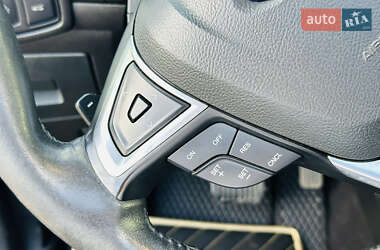 Внедорожник / Кроссовер Ford Edge 2015 в 