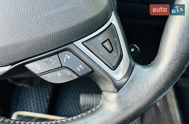 Внедорожник / Кроссовер Ford Edge 2015 в 