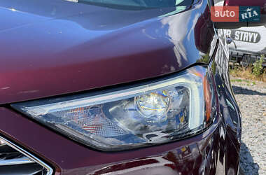 Внедорожник / Кроссовер Ford Edge 2022 в 