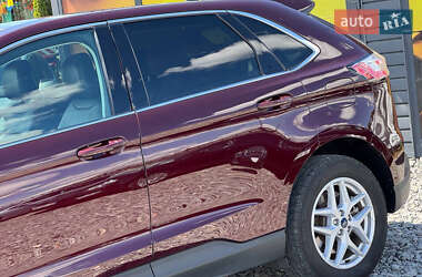 Внедорожник / Кроссовер Ford Edge 2022 в 