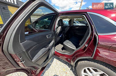 Внедорожник / Кроссовер Ford Edge 2022 в 