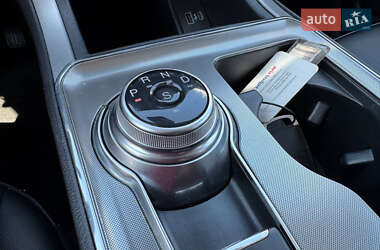 Внедорожник / Кроссовер Ford Edge 2022 в 