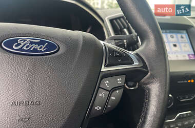 Внедорожник / Кроссовер Ford Edge 2019 в 