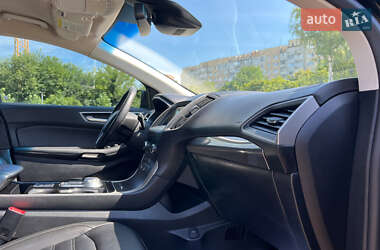 Внедорожник / Кроссовер Ford Edge 2019 в 