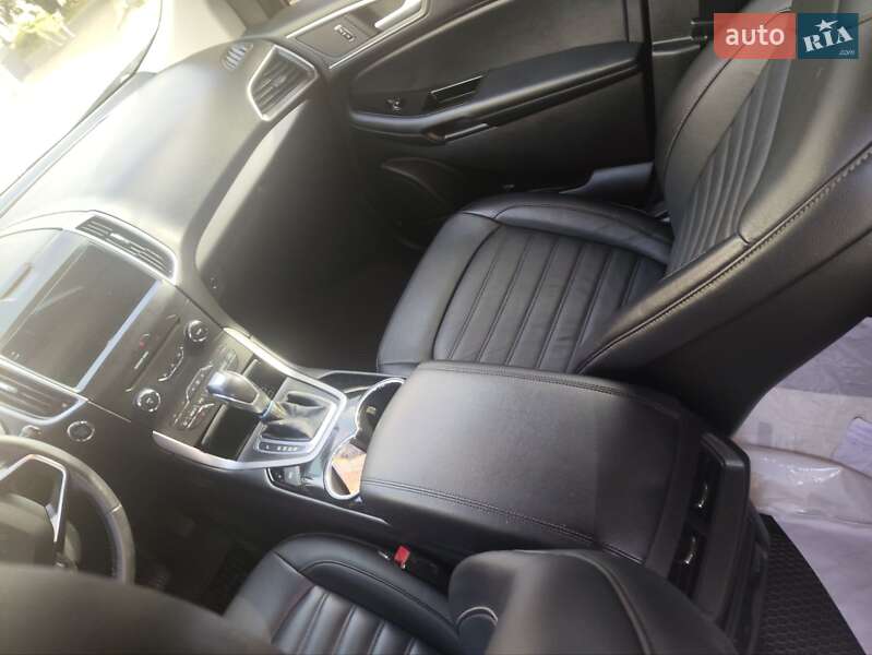 Внедорожник / Кроссовер Ford Edge 2017 в Славянске