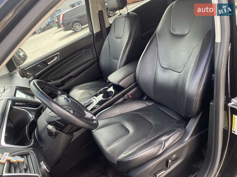 Внедорожник / Кроссовер Ford Edge 2016 в Луцке