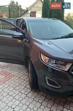 Внедорожник / Кроссовер Ford Edge 2018 в 