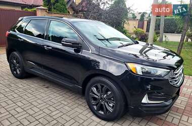 Внедорожник / Кроссовер Ford Edge 2022 в 