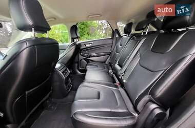 Внедорожник / Кроссовер Ford Edge 2022 в 