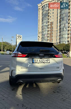 Внедорожник / Кроссовер Ford Edge 2020 в 