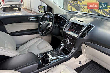 Внедорожник / Кроссовер Ford Edge 2017 в 