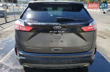 Внедорожник / Кроссовер Ford Edge 2022 в 