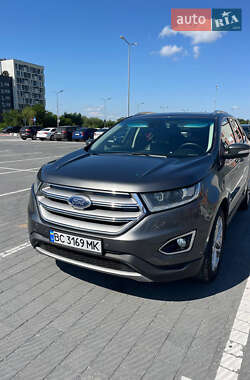 Внедорожник / Кроссовер Ford Edge 2017 в 