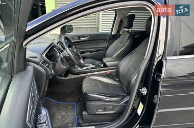 Внедорожник / Кроссовер Ford Edge 2017 в 