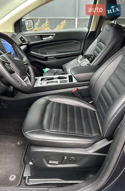 Внедорожник / Кроссовер Ford Edge 2022 в 