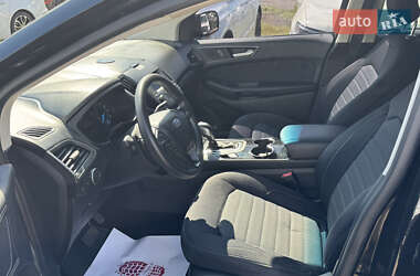 Внедорожник / Кроссовер Ford Edge 2016 в 