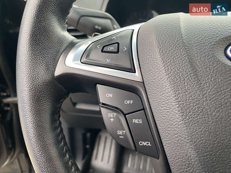 Внедорожник / Кроссовер Ford Edge 2016 в Дубно