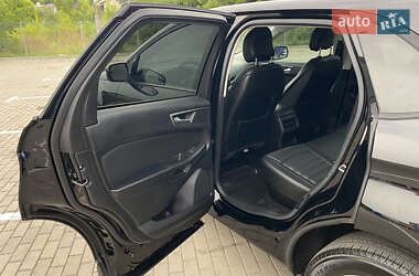 Внедорожник / Кроссовер Ford Edge 2016 в 