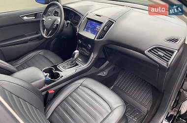 Внедорожник / Кроссовер Ford Edge 2016 в 