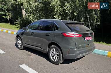 Внедорожник / Кроссовер Ford Edge 2022 в 