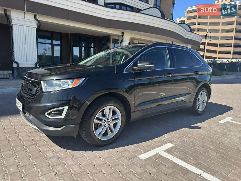 Внедорожник / Кроссовер Ford Edge 2015 в 