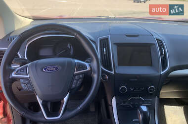 Внедорожник / Кроссовер Ford Edge 2016 в 