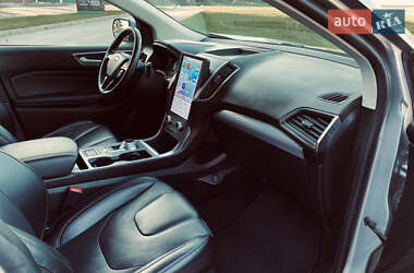 Внедорожник / Кроссовер Ford Edge 2021 в 