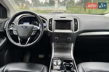 Внедорожник / Кроссовер Ford Edge 2018 в 