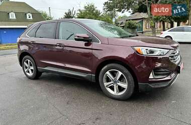 Внедорожник / Кроссовер Ford Edge 2018 в 