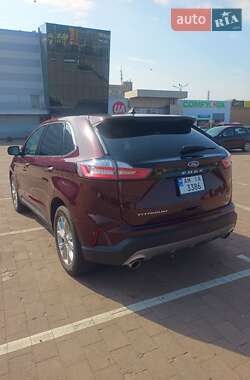 Внедорожник / Кроссовер Ford Edge 2022 в 
